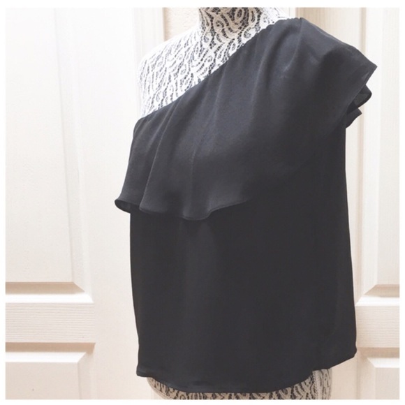 FINN & GRACE One-Shoulder Ruffle Overlay Polyester Top, Black, Medium - Picture 3 of 7